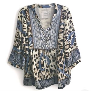 John Mark Top Blue Animal Print Size M